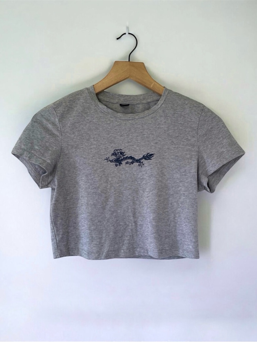 SHEIN Grey Chinese Dragon Print Cropped Short Sleeve Baby Tee Womens Large